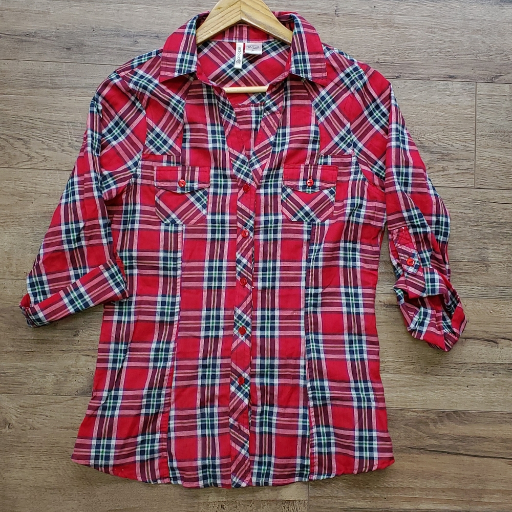 NWOT PASSPORT Plaid Woven Button up